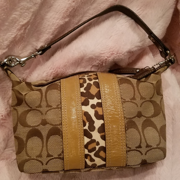 Coach Handbags - COACH MINI PURSE